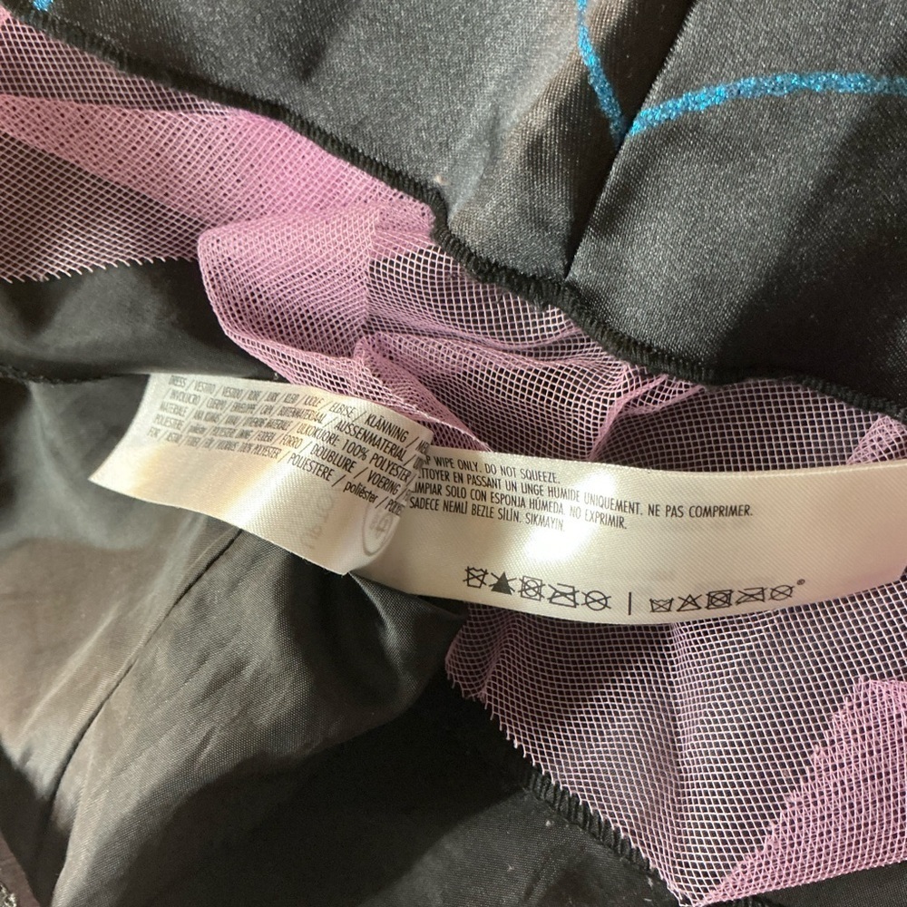 Disney Vanpirina Pink and Black with Bat Wings Sz 2 - Picture 7 of 11